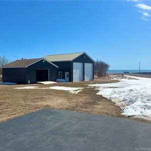 Waterfront property in New Brunswick Canada - Furnished