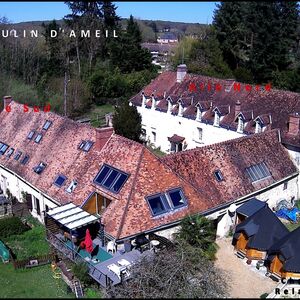Property located in Yvelines, 60km from Paris