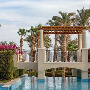 2 BD Apt with a private garden in Sahl Hasheesh