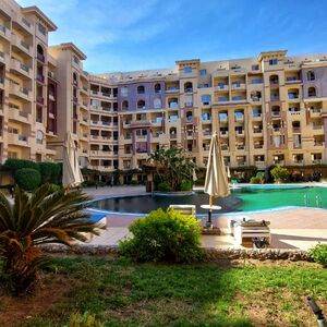 Modern Studio with Terrace in Florenza Resort – €42,527