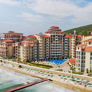 1-Bedroom Apartment with Frontal Sea View in Atrium Beach