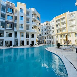 Ready to move Apt in Aqua Resort at 40% Discount