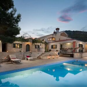 Stunning Mediterranean-Style Villa with Panoramic Views of K