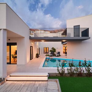 Unique Modern Villa Near the Sea, Close to Omiš – Dugi Rat