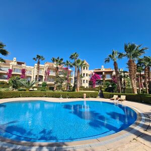 Two-bedroom apartment, 125 m² with a garden in Verinda