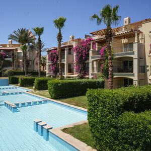 Pool View 1-Bedroom Apartment in Veranda, Sahl Hasheesh