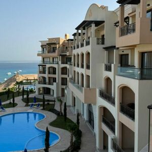 Stunning 2-Bedroom Sea View Apartment in The Island View 