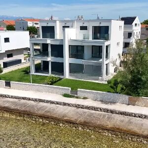 Semi-Detached Villa – First Row to the Sea Near Zadar