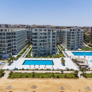   100m² One-Bedroom Apartment with Direct Sea View – Scandic