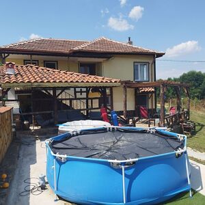 Two-storey fully renovated and furnished house for sale 