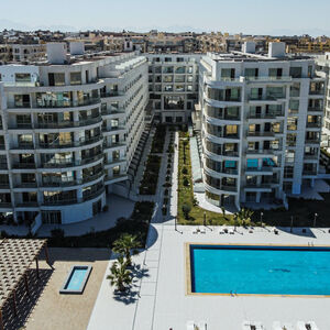  2 Bedroom Apartment with Living Room. 121m². Side Sea View 