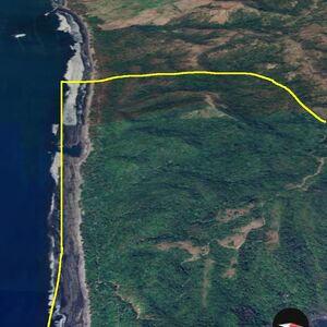 332 HECTARES IN THE PACIFIC OCEAN SHORES OF PANAMA