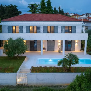 Beautiful Seafront Stone Villa with Swimming Pool