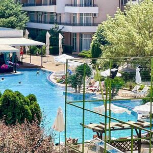 1-Bedroom Apartment with Pool View | Grand Kamelia