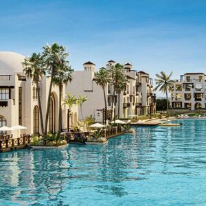 One-bedroom apartment with garden for sale in CALA Resort 