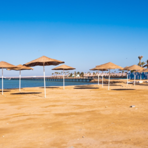 Studio with Private Beach in Downtown – Ready to Move