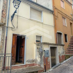 Townhouse for sale in Castelbottaccio - Ref.: AG172