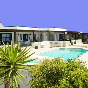 Country Villa Sea & Mountain Views, Lanzarote, Canary Island