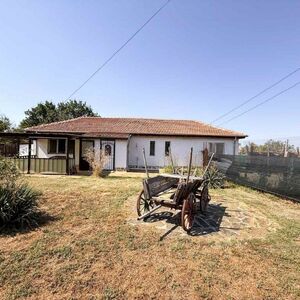 One-Storey House with Guest House & Large Yard | Mamarchevo
