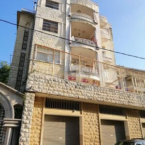  Furnished building in Bhamdoun for sale 