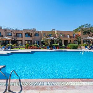 edge view in old Sheraton in hurghada