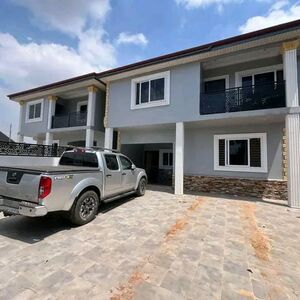 Executive 3-bedroom apartment @ Trasacco/+233243321202