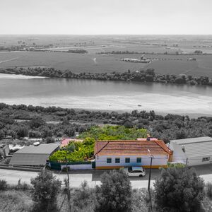 Spacious 5-bedroom house with panoramic view over the Tagus 