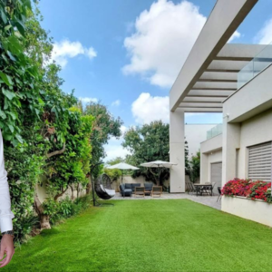 Modern luxury home in the settlement of Hayros - Israel