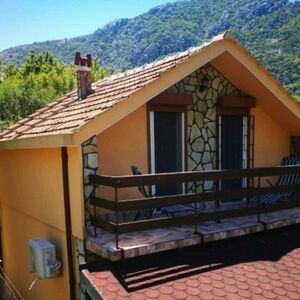 Registered house 2 km from the sea, Đurmani (Sutomore-Čanj)