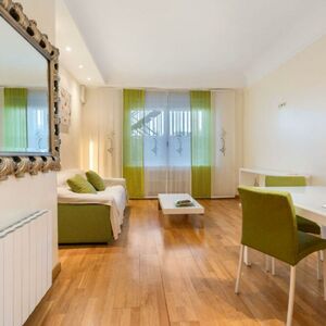 APARTMENT IN BARCELONA