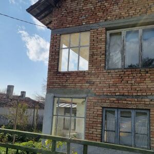 Stozher Village House | 2 Floors, 1300m² Yard | Near Varna