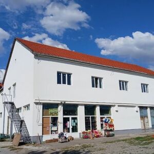 Commercial residential building