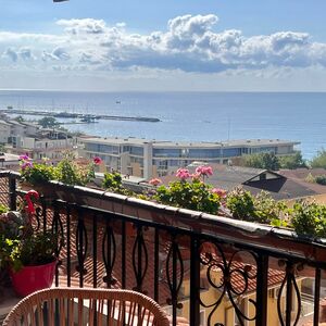 Maisonette with Panoramic Sea View in Centaur Complex