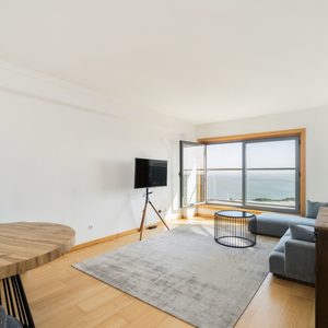 2-bedroom apartment for sale on Avenida Dom Jo&atilde;o II