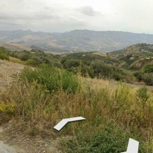 Land in Sicily - Guida Cda Fratta