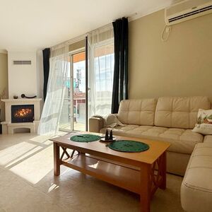 2-Bedroom Apartment with Sea View in Vista Residence