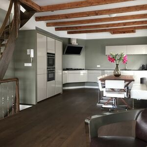 Luxurious Apartment 5 minute walk from Dam Square