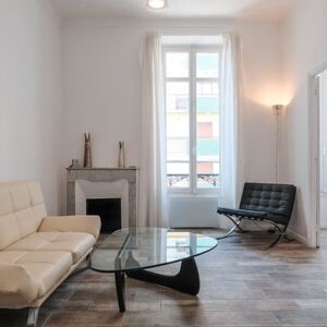 2 bedrooms apartment in Cannes next beach and Croisette