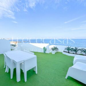 Casa sobre el mar en Les Rotes D&eacute;nia