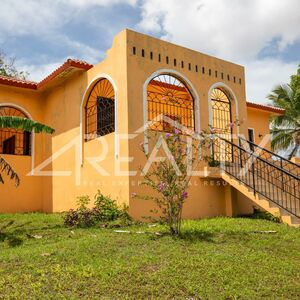 Lovely 3 bed, 2 bath in Progresso Heights!