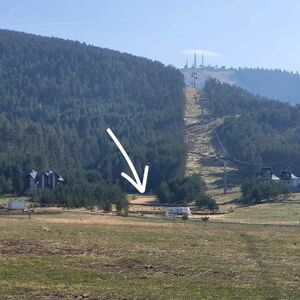 Plot for sale at the foot of the Tornik ski center