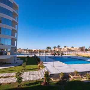 1BR Apartment 98sqm Sea View