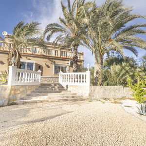 Beautiful country villa in Mutxamel, Alicante