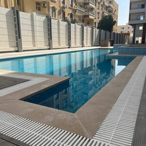 🏝️ 2 Bed Apartment &ndash; Front View with Sea & Promenade Views