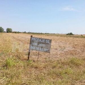 Dobanovci - building land 103 ares