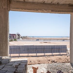 🏡 1 Bedroom Apartment &ndash; Pool View🌿 Private Garden: 20.5 sq