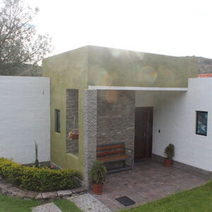 Beautiful Gated Community Home | Warm Climate | Near Quito
