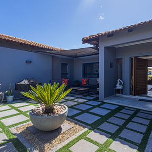 North-Facing Home On The 16th Hole, Langebaan Country Estate
