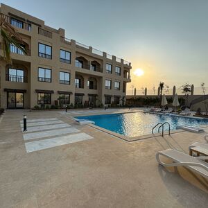  Studio &ndash; First Floor 📍 F10 &ndash; First Floor 🌿 Pool & Garden 