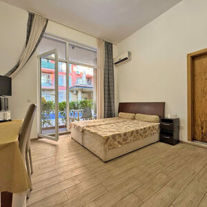 Studio with Balcony and Pool view in Sunny View Central